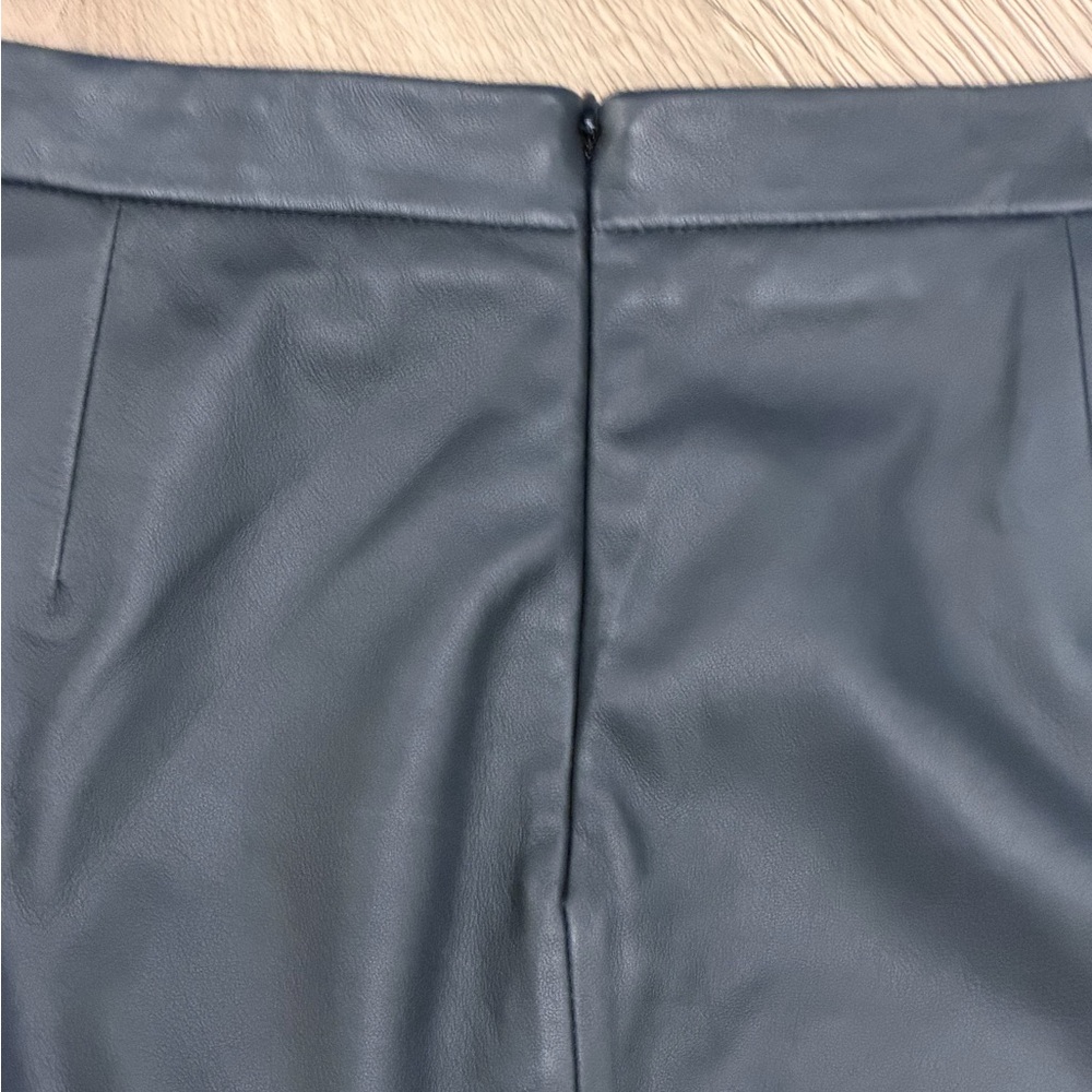 J.Crew 100% Leather Black Mini Skirt Pockets Size 10 - Picture 6 of 8